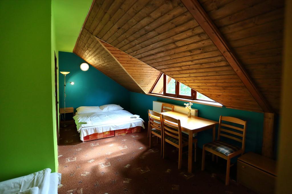 Penzion Satovske Lipy Exterior foto