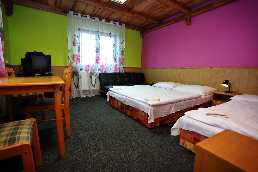 Penzion Satovske Lipy Exterior foto