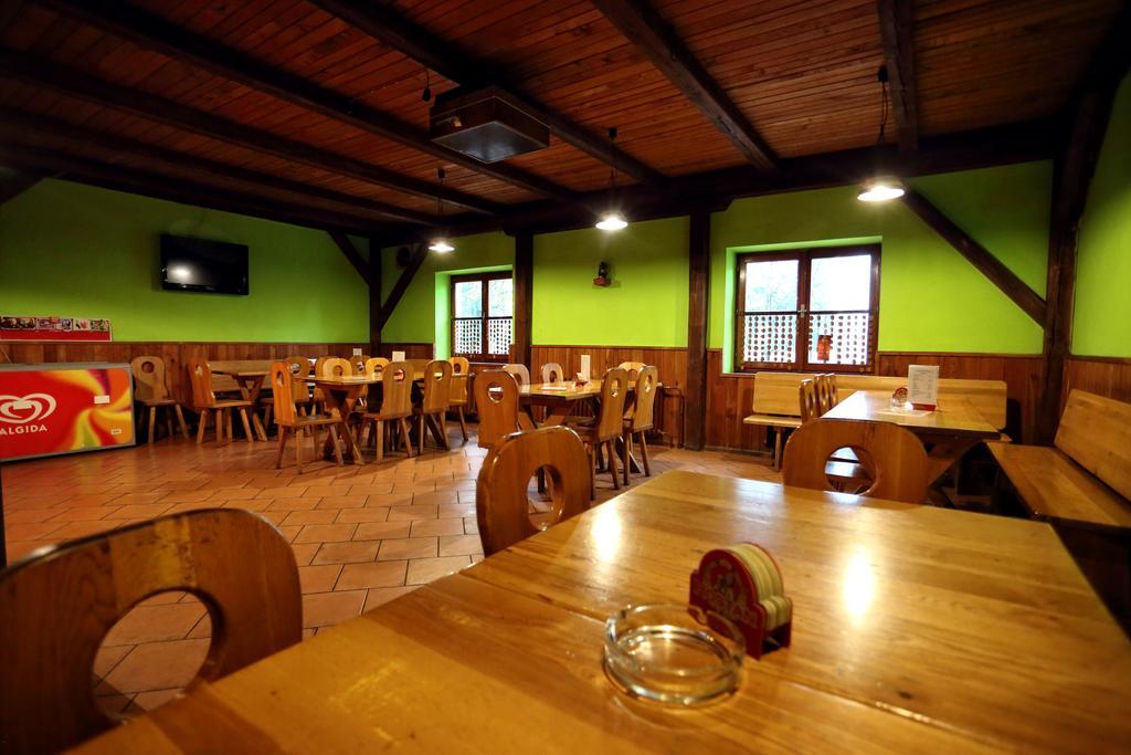 Penzion Satovske Lipy Exterior foto