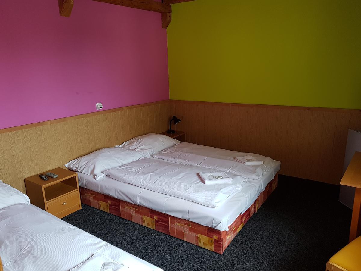 Penzion Satovske Lipy Exterior foto