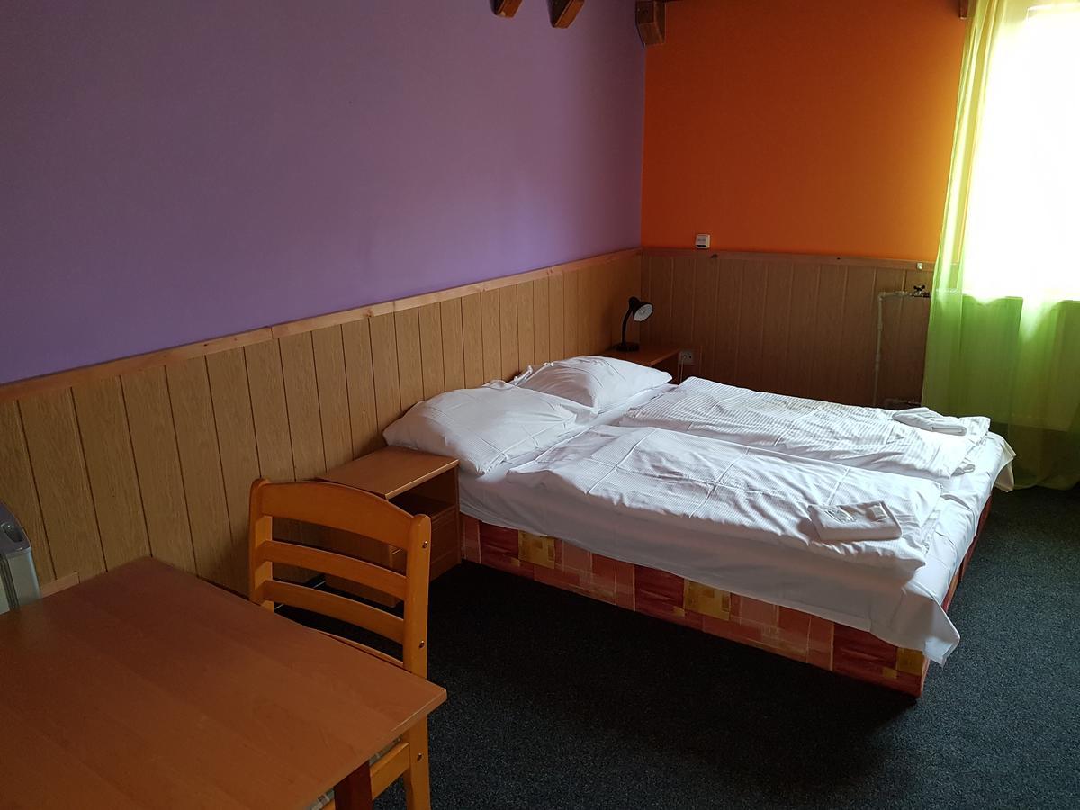 Penzion Satovske Lipy Exterior foto